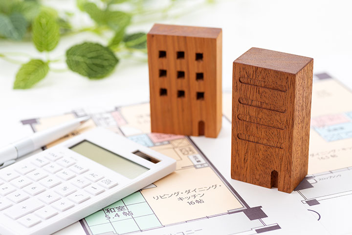 マンション購入の諸費用はいくら？新築・中古の目安と内訳、支払うタイミングを解説