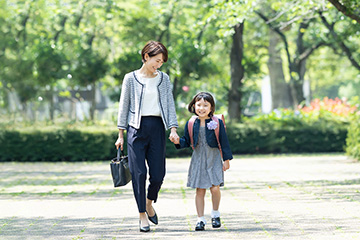 プチプラに見えない！入学式・入園式用ママコーデのインスタグラマー実例