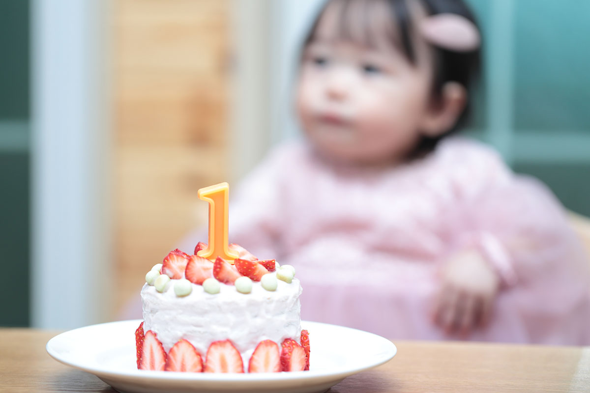 スマッシュケーキで1歳の誕生日を祝おう！おすすめの祝い方と簡単おしゃれなレシピを紹介の画像04