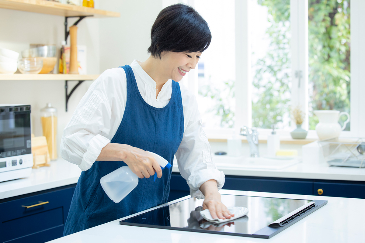 アルカリ電解水とは?油汚れや消臭に効く使い方と注意点を解説の画像02
