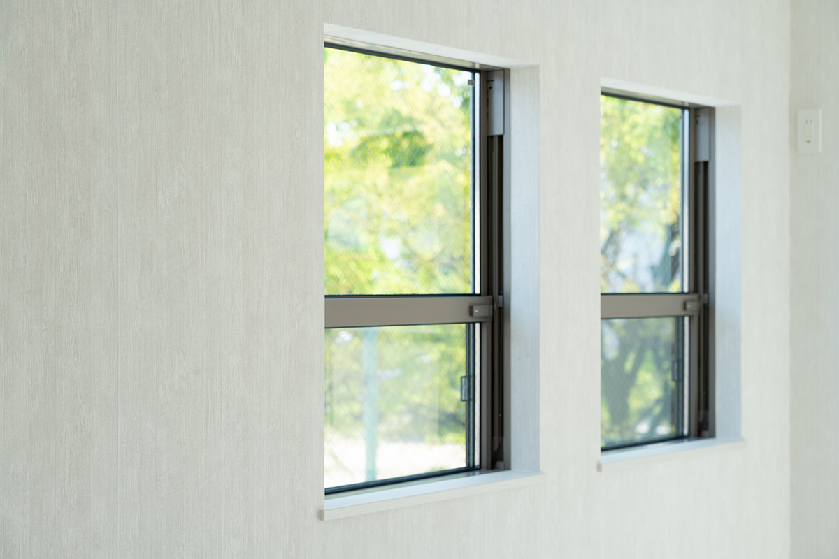 断熱塗料は効果なし?外壁・屋根に取り入れるメリットや遮熱塗料との違いも解説!の画像08