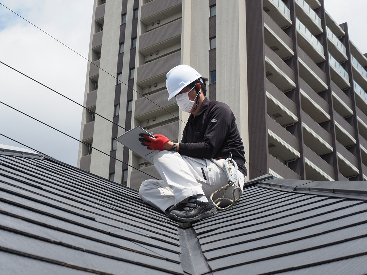 屋根修理はDIYでできる？自分で直せる範囲と屋根材別の手順・安全対策を解説