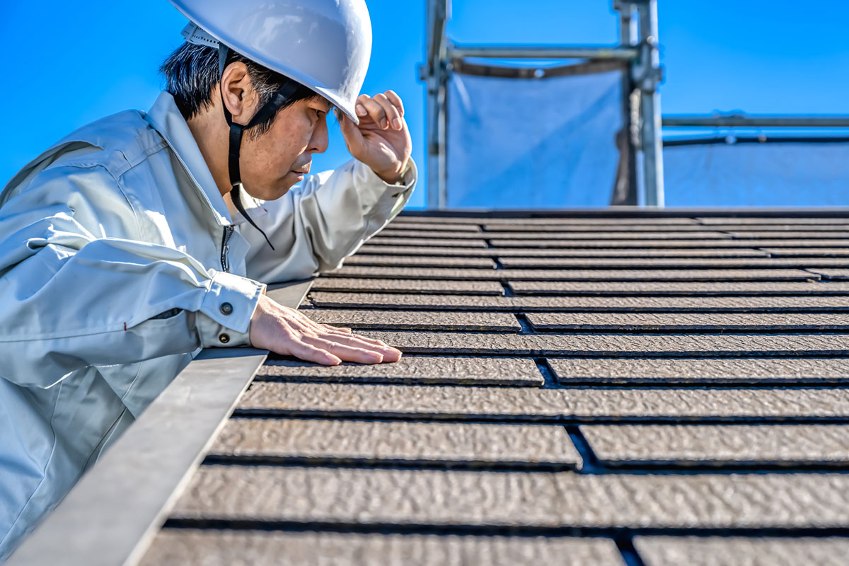 屋根葺き替えの費用相場は80〜250万円｜坪数・屋根材別の内訳と工法の選び方を解説