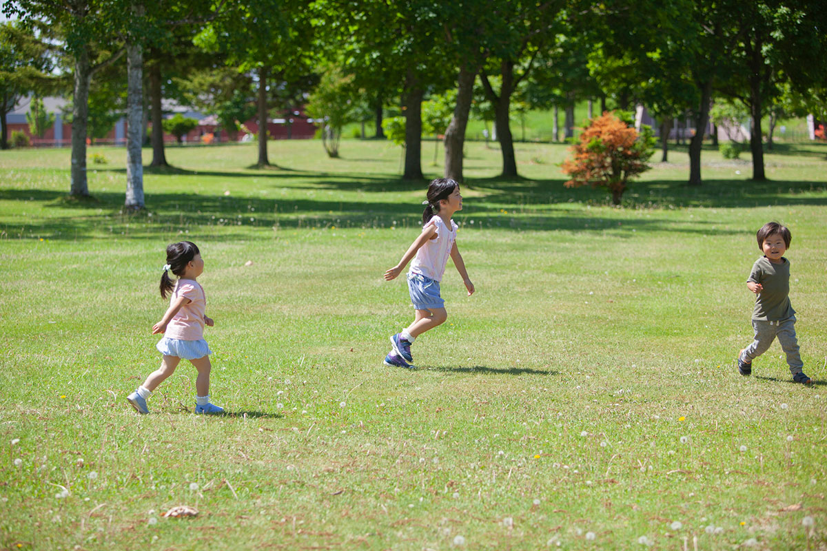 鬼ごっこの種類まとめ｜バナナ鬼や色鬼、氷鬼、高鬼までアレンジ案を紹介の画像04