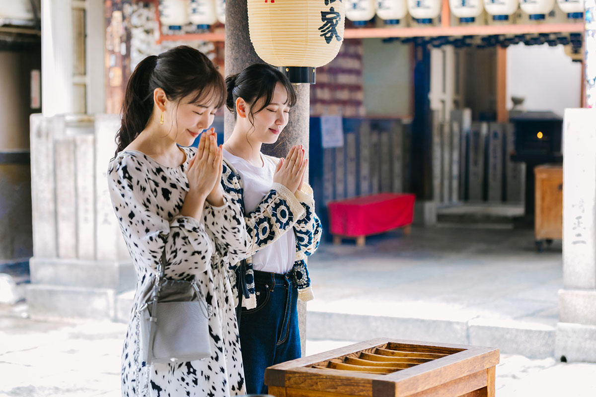 【2026年最新版】お賽銭はいくらがいい？神社・お寺の参拝方法も紹介！の画像05